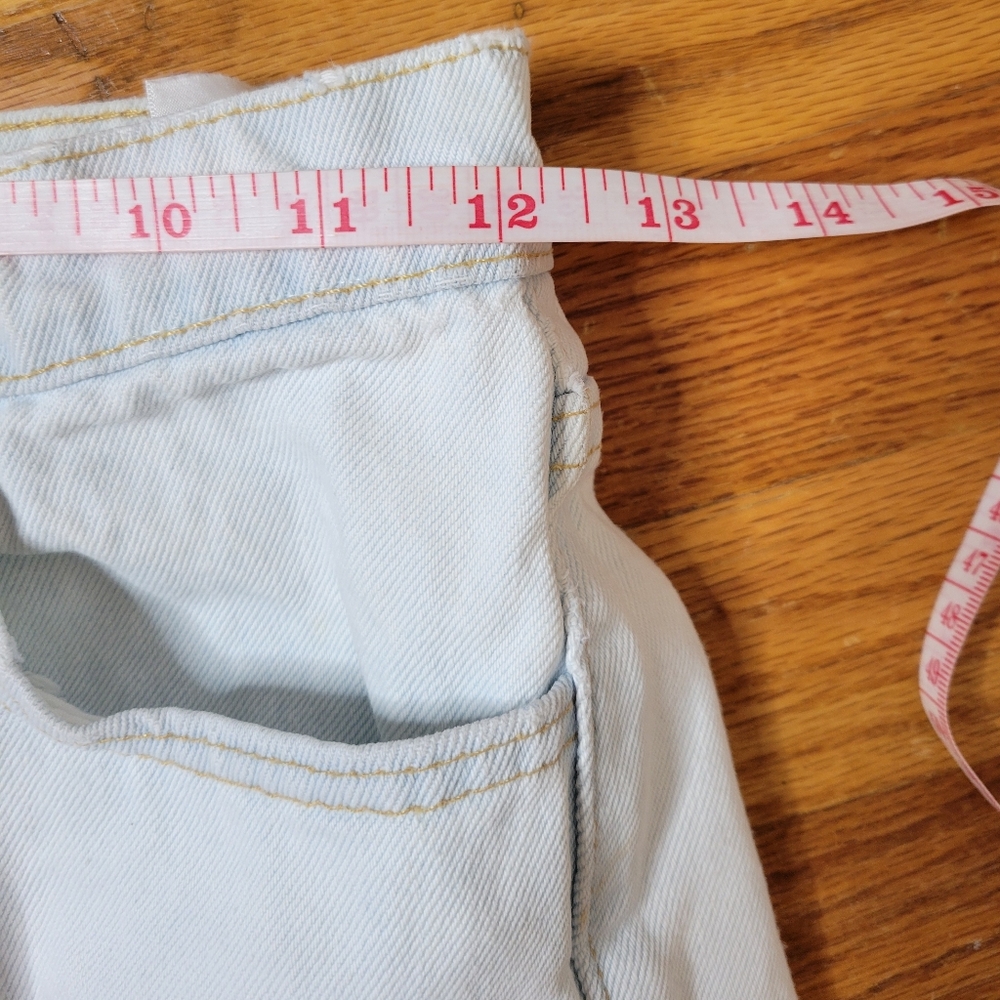 Vintage American Apperal Women's Light Blue Jeans Size 27 High-waisted - Picture 6 of 10